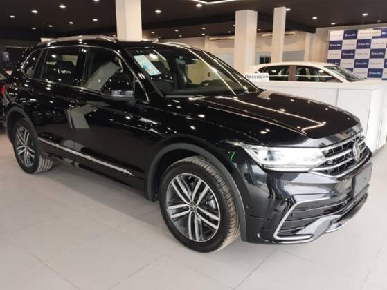 VOLKSWAGEN TIGUAN 2.0 300 TSI GASOLINA ALLSPACE R-LINE AUTOMÁTICO VOLKSWAGEN TIGUAN 2.0 300 TSI GASOLINA ALLSPACE R-LINE AUTOMÁTICO